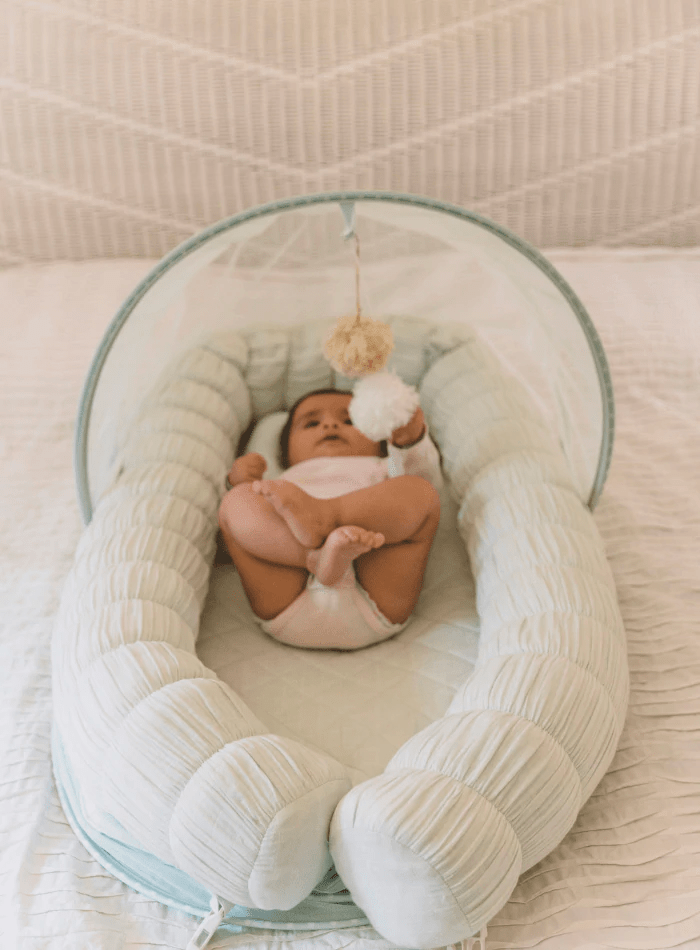 The Sleep Cloud Nest - Aqua + Counting Sheep Blanket