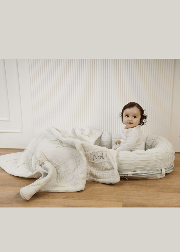 The Sleep Cloud Nest - Aqua + Counting Sheep Blanket